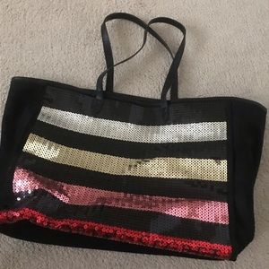 VS Shopping bag